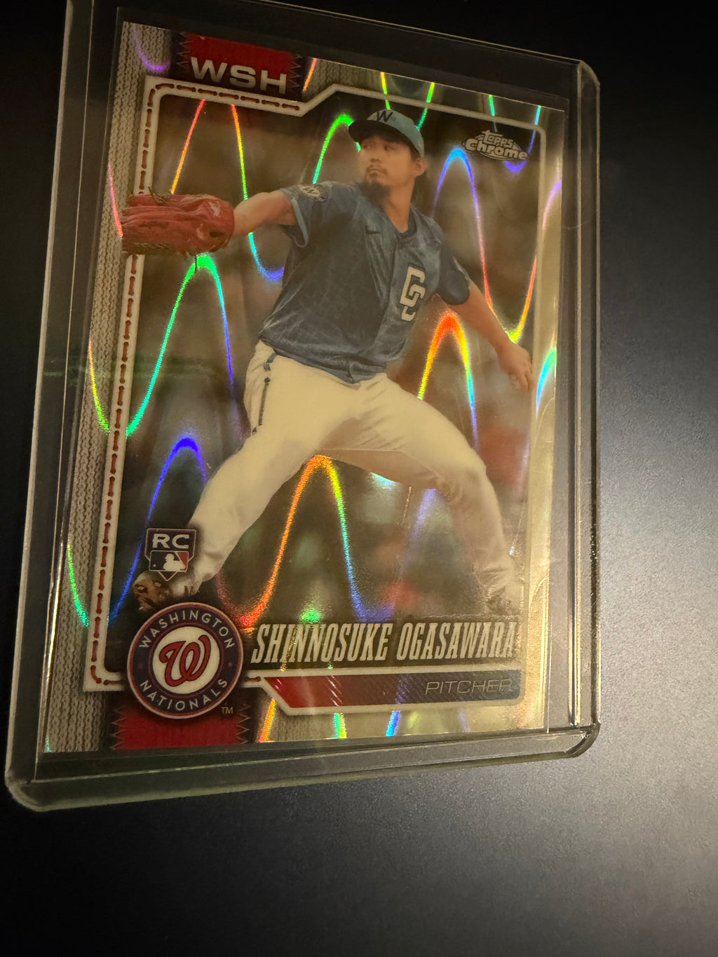 Shinnosuke Ogasawara 2026 Topps Chrome RayWave Refractor